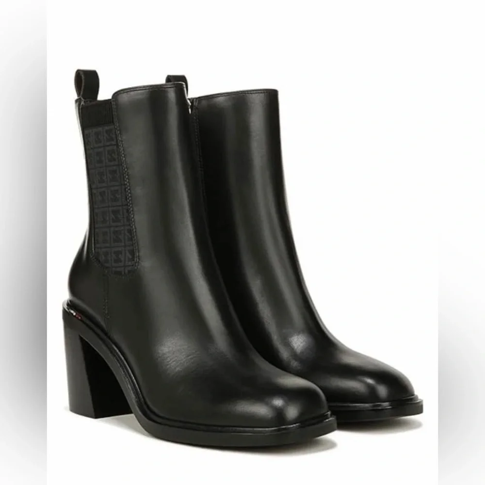 Paula Black Leather Franco Sarto Ankle Boots Square Toe Stacked Heel Size 9.5